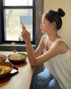 Tại Sao Cặp Đôi Kiếm 40 Triệu Đồng/Tháng Không Dám Sinh Con?